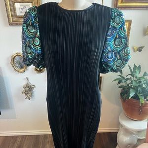 Sequined Sleeved Black Dress